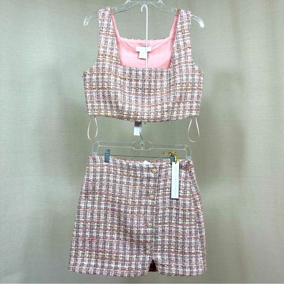 NWT HOUSE OF HARLOW 1960
Pixie Dust Tweed 2-Piece Set - Picture 1 of 12